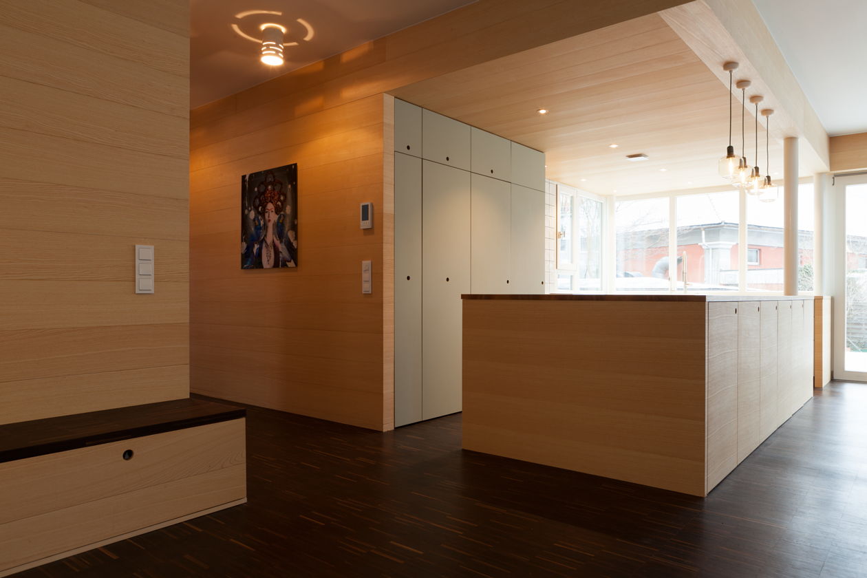 Küche Esche, Küchen, Dirk Schinker, Schreinermeister, Freiburg, Material Multiplex, Esche, Schichtstoff